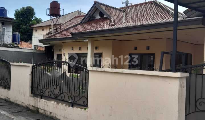 Di Jual.rumah.tanah Luas Harga.sangat Menarik di Cirendue Tangsel