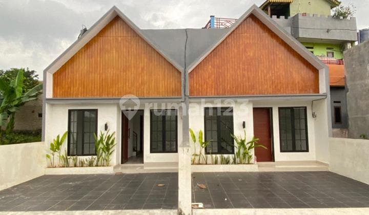 Di ******** Baru di ******** Strategis