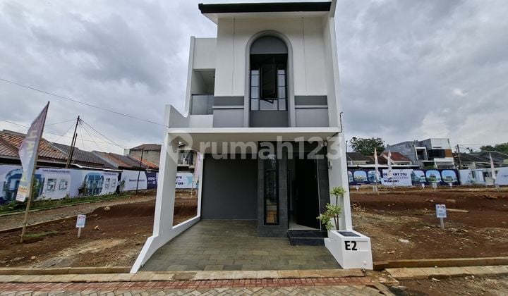 Di Jual Rumah Baru Lokasi Strategis di Limo Depok