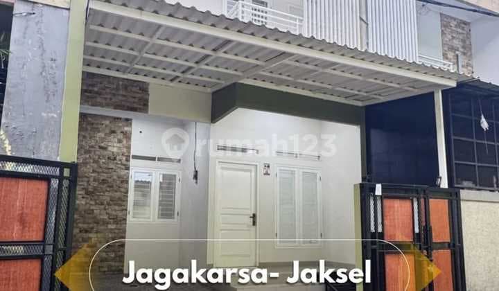 For Sale, Ready-to-Occupy House in Strategic Location, Jagakarsa
