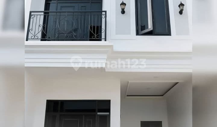 Di Jual Rumah Dalam.cluster Lokasi Strategis di Jagakarsa