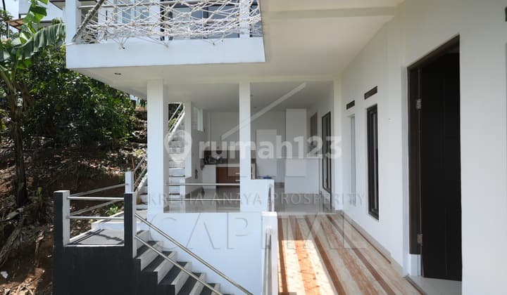 Rumah Semi Villa Nyaman dan Full Furnished di Pasir Impun Bandung