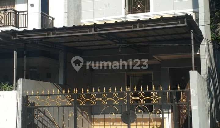 Rumah Hadap Timur di Griya Permata Siap Huni