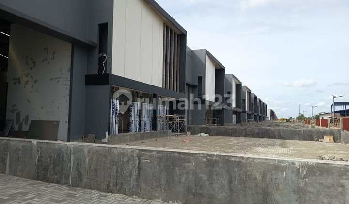 Gudang Baru Di Kawasan Industri Bsd City