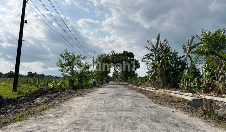 7 Menit RS PKU Muhammadiyah Gamping, Tanah SHM Pekarangan