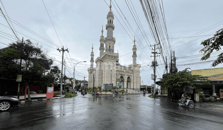Tanah Mangku Aspal, Utara Masjid Suciati Gito Gati