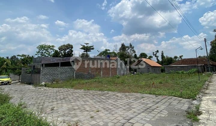 SHM Ready! Location East of UII Campus Jogja