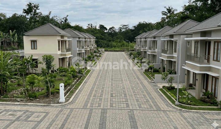3 Menit Global Islamic School, Tanah Jogja SHM