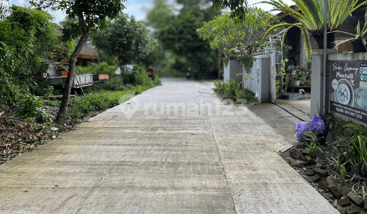 Tanah Pekarangan Siap Bangun, Selatan Kampus Uii