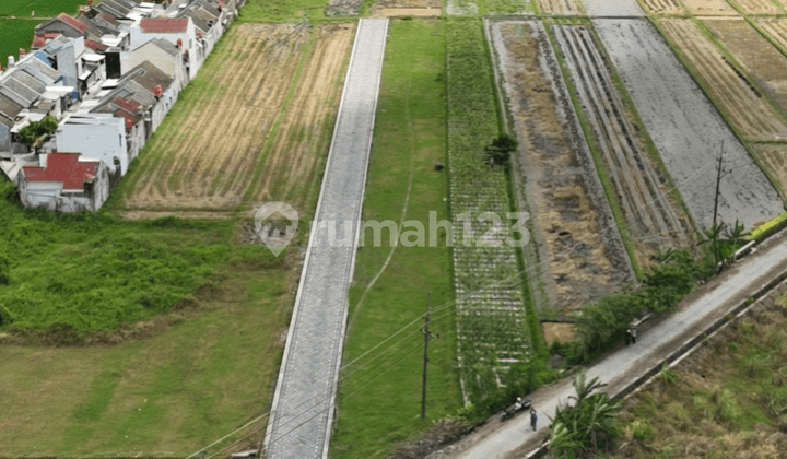 Can Be Installed Without Interest, Yard Land West of Malioboro