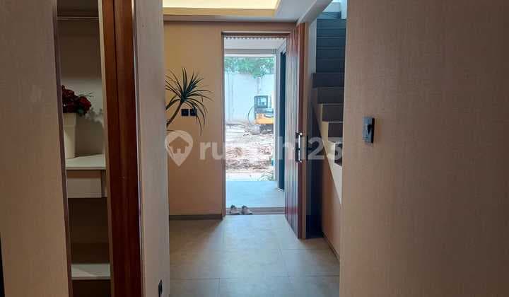 Dijual Rumah Permata Buana Jakarta Barat Cluster Solite