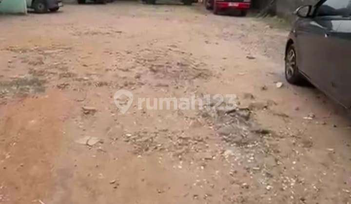 Tanah Pinggir Jalan Raya di Meruya Selatan Jakarta Barat