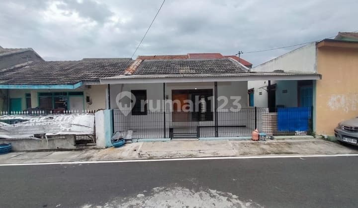 Fast Sale House Madiun City Kartoharjo Near IKIP/UnIPMA Campus