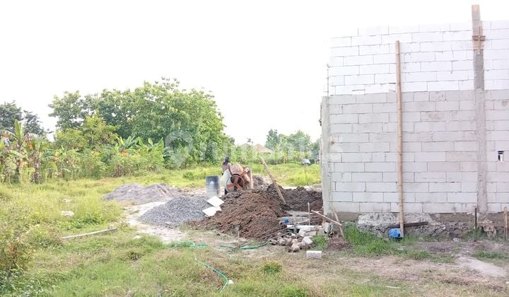 Tanah Pekarangan Madiun Mojopurno, Lebar 9 M, Mobil Simpangan.