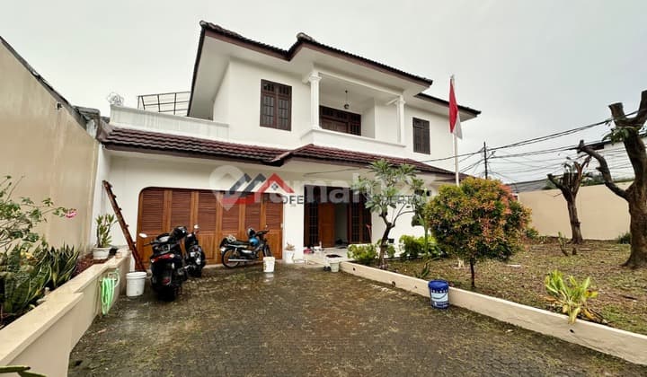 Rumah Siap Huni Cocok Untuk Kantor Dan Tempat Udaha Di Cipete Jakarta Selatan