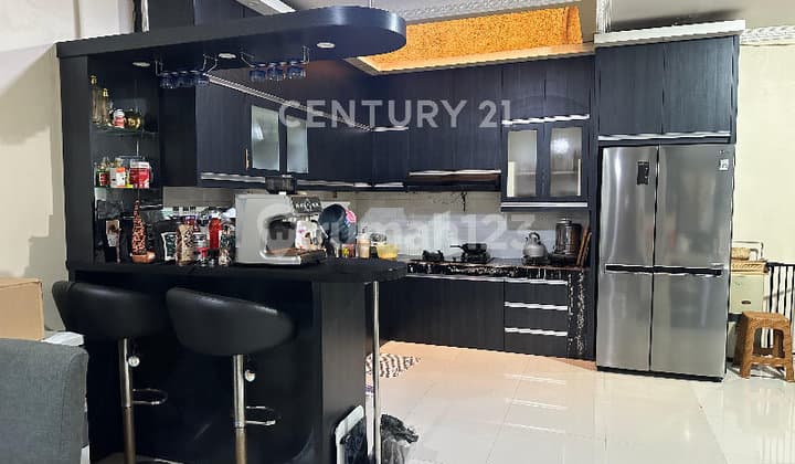 Rumah Ff 2 LT Bagus Cantik Siap Huni Claster Meadow.