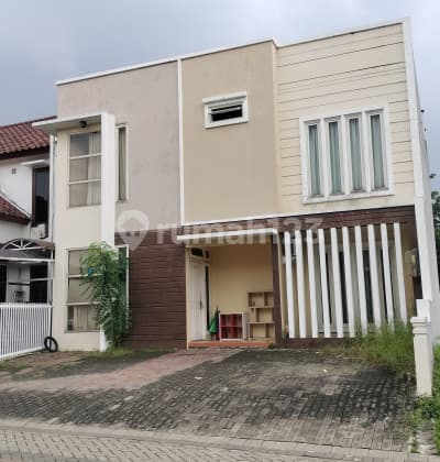 Dijual Rumah Puri Widya Kencana, Citraland, kost/guest house, 10KT +KM dalam +AC, ready