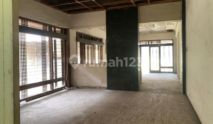 For Rent Large House on Jl. Bintoro Suitable for Cafe, Minimarket