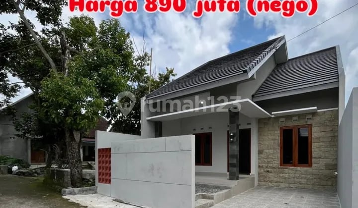 Rumah Cantik Modern Dengan Tanah Luas Dan Tata Ruang Lega Di Jalan Palagan Km 12 Donolayan Dekat Pasar Rejondani