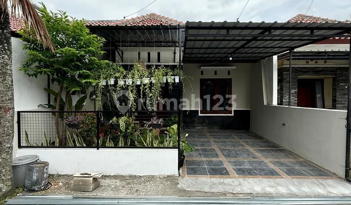 Beautiful Limasan House Fully Furnished in Sewon Bantul Housing Near Atk Campus