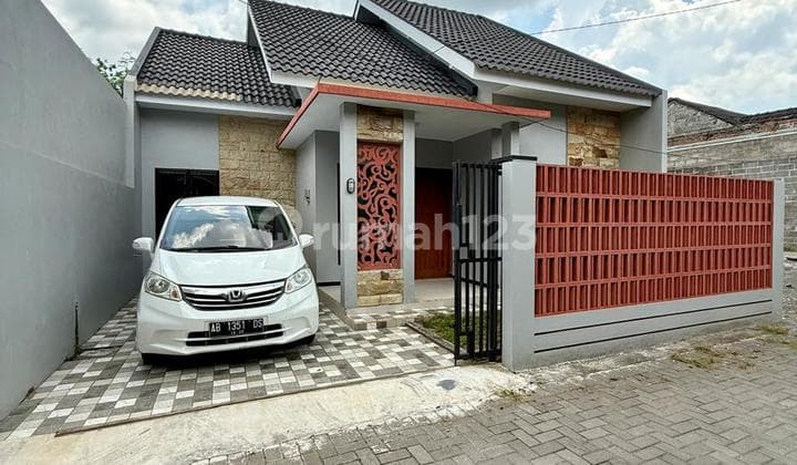 Rumah Baru Mewah - Tata Ruang Lega Dengan Harga Murah Di Wedomartani Ngemplak Sleman Dekat Jogjabay