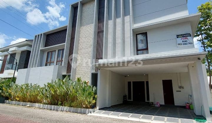 Rumah Mewah Super Lux 3 Lantai Dengan Kolam Renang Dalam Perumahan Elite Di Jalan Palagan 3 Lantai Rumah Shm