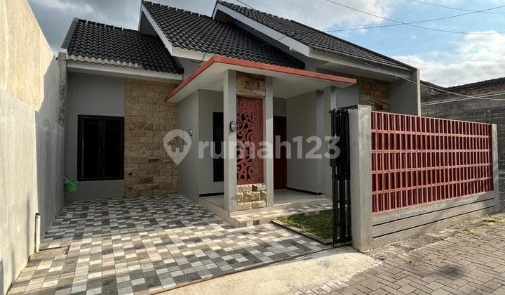 Luxury New Home - Comfortable Layout Affordable Price in Wedomartani Ngemplak Sleman Near Jogjabay