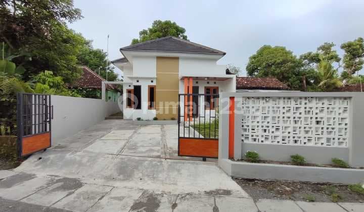 Murah Bangetrumah Baru Fresh Limasan Modern Dengan Tanah Luas Dekat Rs. Nur Hidayah Jalan Imogiri Timur