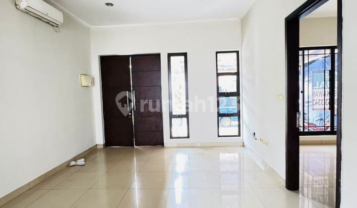 Dijual Rumah di Cluster Asia Green Lake City