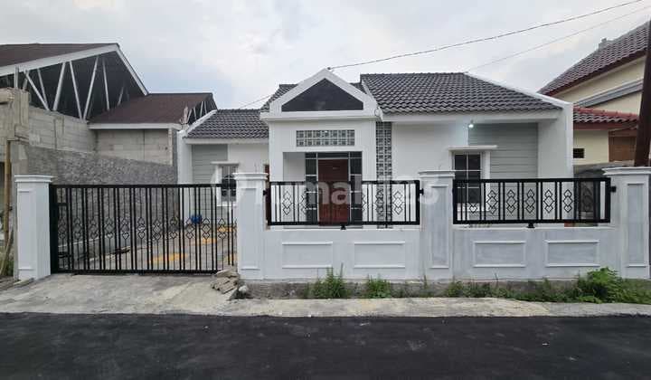 Rumah Baru Minimalis Dekat Kampus Uns Solo di Palur Karanganyar