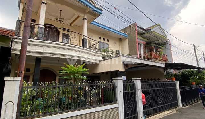 For Sale House in Kramatjati East Jakarta Furnished