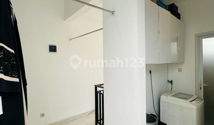 Dijual Rumah Mewah 3 Lantai Mega Cinere Rumah Modern dengan Desain Minimalis Cinere Hill Town House