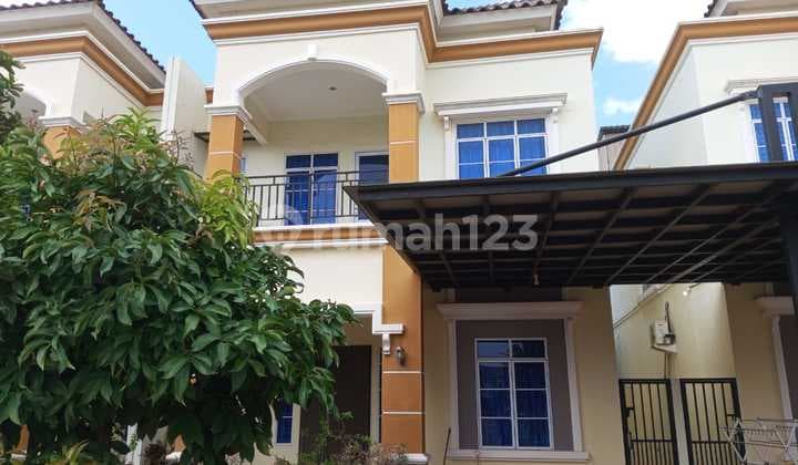 Perumahan Golden City Bengkong Laut Tanjung Buntung Batam Kepulauan RIAU Luas Tanah 162 m² ( 9 x 18 m² ) Luas Bangunan 300 m² Kamar Tidur 4 Kamar Mandi 4 Tingkat 2 Lantai SHGB Air PAM Listrik 5500 watt Harga 1.8 M nego