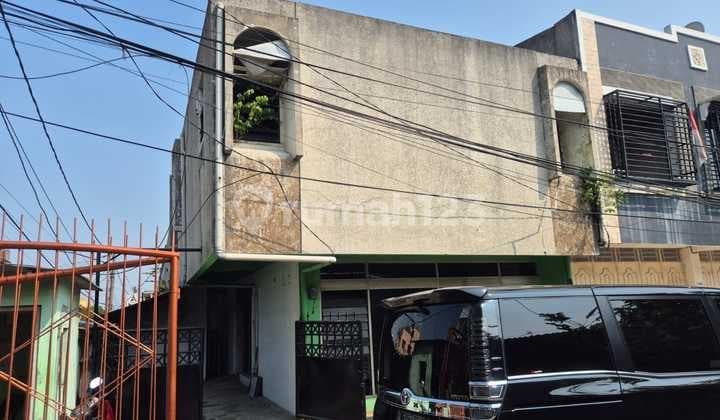 Dijual Rumah di Cimone Permai 1 Tanggerang Kota Madya Luas Tanah ; 80 M2 Luas Bangunan ; 120M2 Tingkat 2 Lantai Sertifikat SHM Row Jalan 2 Mobil bisa untuk Usaha Harga 1,5 M Nego