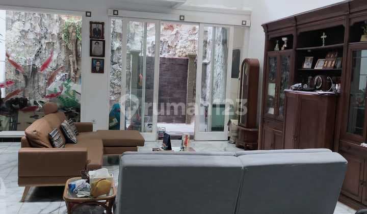 Rumah Tinggal di Sunter Danau Indah Jakarta Utara Mewah Luas Tanah 250 m2 (10 x 25 m2 ) Luas Bangunan 350 m Dua Lantai Lantai full Marmer Harga 10 M nego