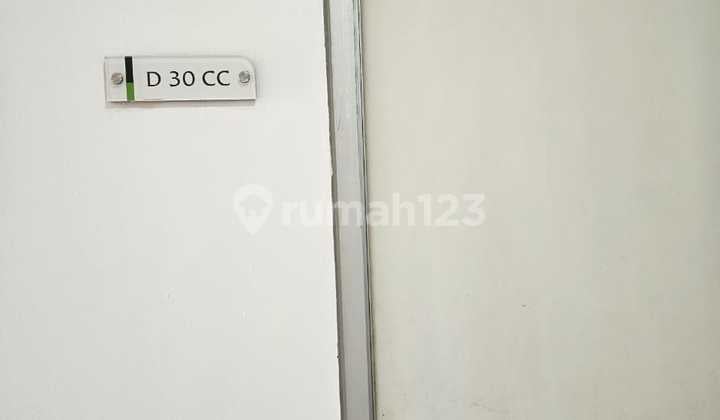 For Rent: Studio Apartment in Green Bay Pluit, North Jakarta. 1 Bedroom, 1 Bathroom, Unfurnished, 30th Floor, Good View, Ready to Use, Low IPL Only 150 Thousand, Just Furnish, Rental Price 20 Million/Year.