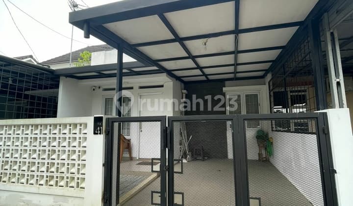 Dijual Rumah Siap Huni, Bebas Banjir di Metland Cileungsi