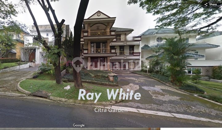 HARGA TURUN, Rumah mewah di Bukit Golf Hijau Raya- Sentul, nuansa alami, 3 lt, kol renang, furnished, lokasi strategis, cocok investasi/hidup tenang