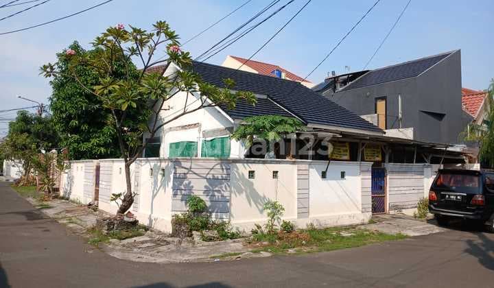 PRICE DROP, House for sale, Land Area: 210 (14x15), Building Area: 100, 3BR, 2BT, SHM, hook, northeast-facing, CITRA GARDEN 1, Kalideres