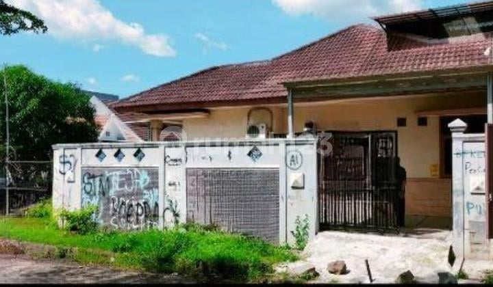 Rumah Hook 1,5 Lantai Di Griya Permata, Cipondoh, Tangerang