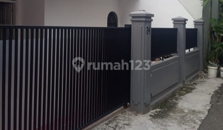 Rumah di Jl Setiabudi Jakarta Selatan Posisi Strategis