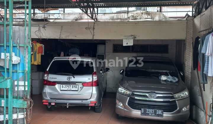 Rumah 1 1/4 Lantai di Muwardi, Grogol, Jakarta Barat, Lokasi Strategis di Jalan Raya
