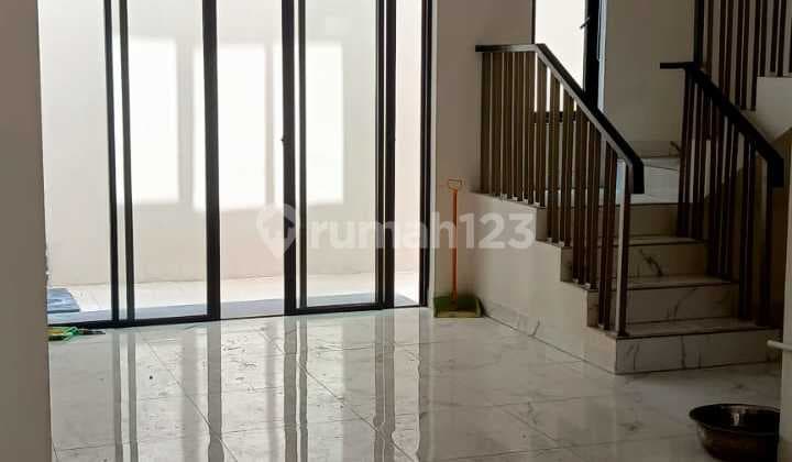 DISEWA RUMAH ASYA CLUSTER SEMAYANG - JAKARTA GARDEN CITY