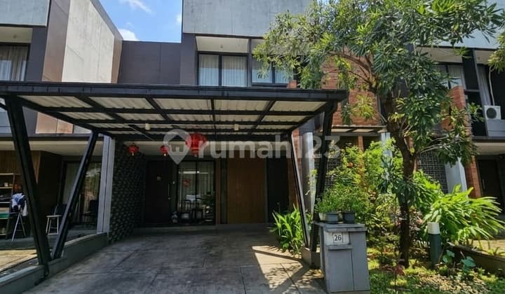 Rumah Dijual di Suvarna Sutera: Investasi di Lokasi Idaman