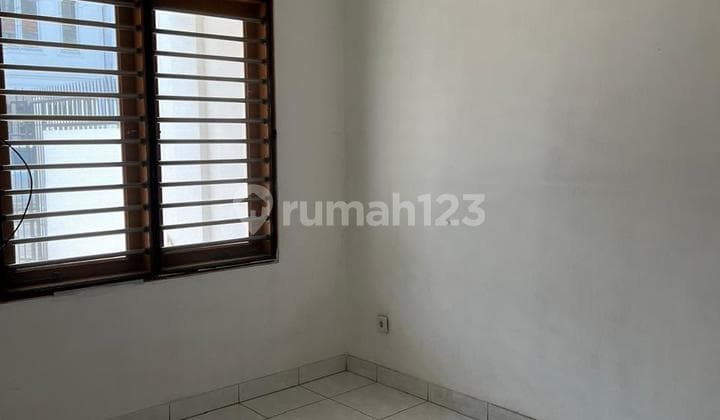 Rumah Ideal 2 Lantai di Janur Asri, Kelapa Gading, Jakarta Utara