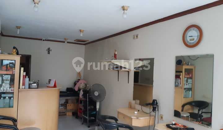 Sewa Rumah 1.5 Cocok Untuk Bisnis Strategis di Kebon Jeruk , Jakarta Barat