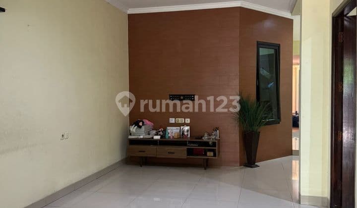 Rumah 2 Lantai Strategis Kelapa Puan, Kelapa Gading Jakarta Utara