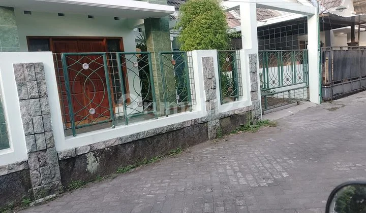 Rumah Asri - Perumahan Dekat Kampus