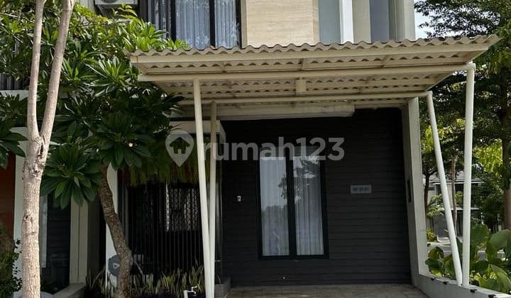 Rumah Dua Lantai Minimalis Modern