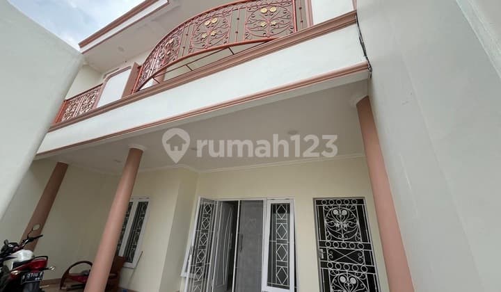 Dijual Rumah Full Renovasi Like New Dekat ke Tol Jatibening Area Jatimekar Kodau Bekasi